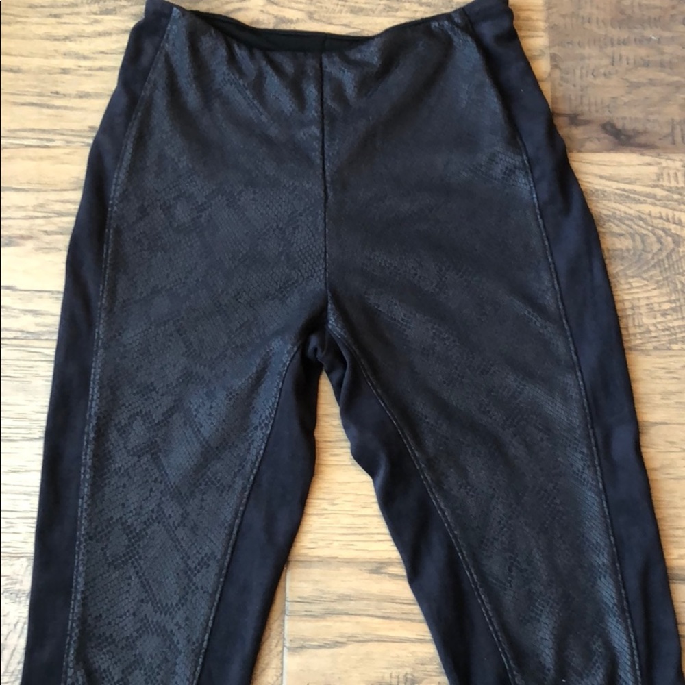Lysse S Black Snake Skin Pant Legging